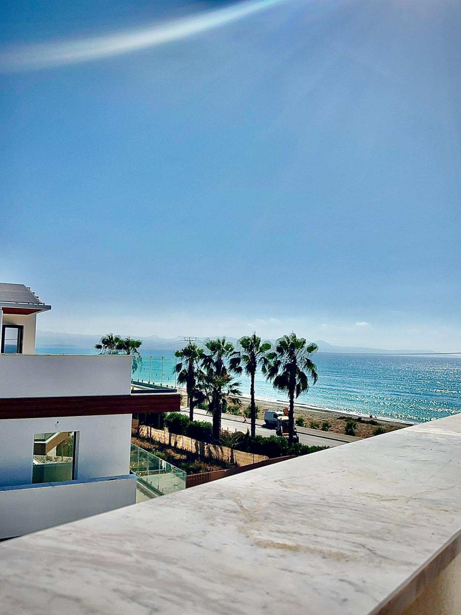 Santa Barbara Seafront Villas W Jacuzzi Pool Paphos Exterior photo